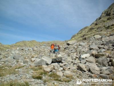 Laguna Grande de Gredos - Disfrutando en la Sierra de Gredos; rutas de senderismo madrid; club de se